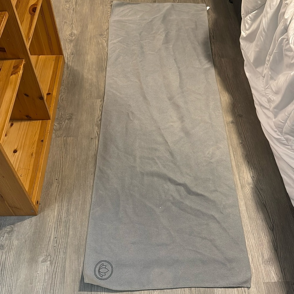 Nonslip yoga mat towel with dots in the shapes of lotus flowers